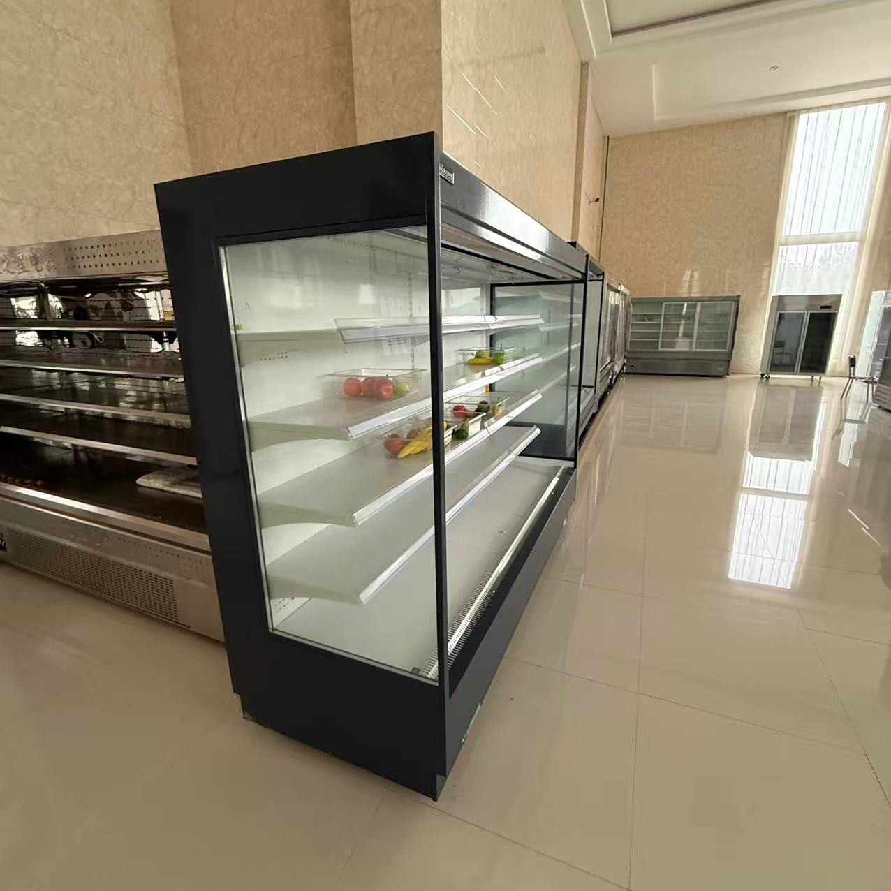 Display refrigerator Display refrigerator
